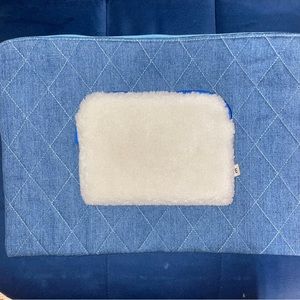 ✨✨American Eagle 🆕 Outfitters Laptop Sleeve✨✨